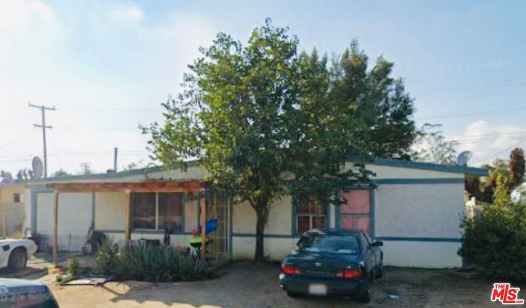 Photo of 13717 Phyllis Avenue, Moreno Valley, CA 92553 (MLS # 26994891)