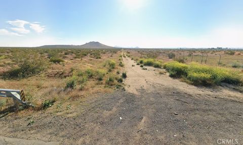 Photo of 0 Dominion Street, Mojave, CA 93501 (MLS # HD25281593)