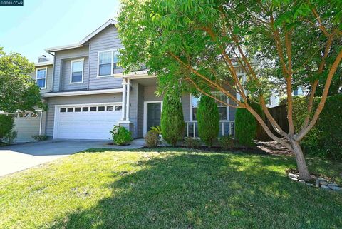 Tiny photo for 34 34 Elmwood Dr Dr, San Ramon, CA 94583 (MLS # 41126303)