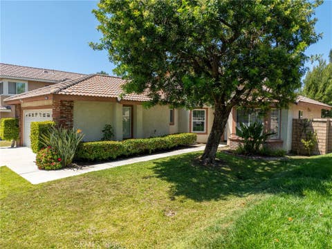 Photo of 3321 Mountainside DR, Corona, CA 92882 (MLS # PW26133507)