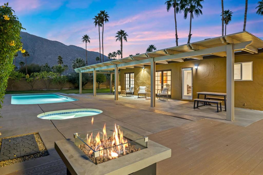 971 E San Lucas Road