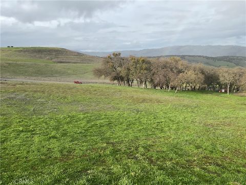 Tiny photo for 21 Interlake Road, Bradley, CA 93426 (MLS # NS26002681)