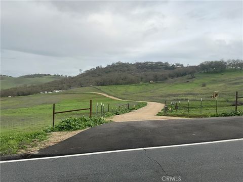 Tiny photo for 21 Interlake Road, Bradley, CA 93426 (MLS # NS26002681)