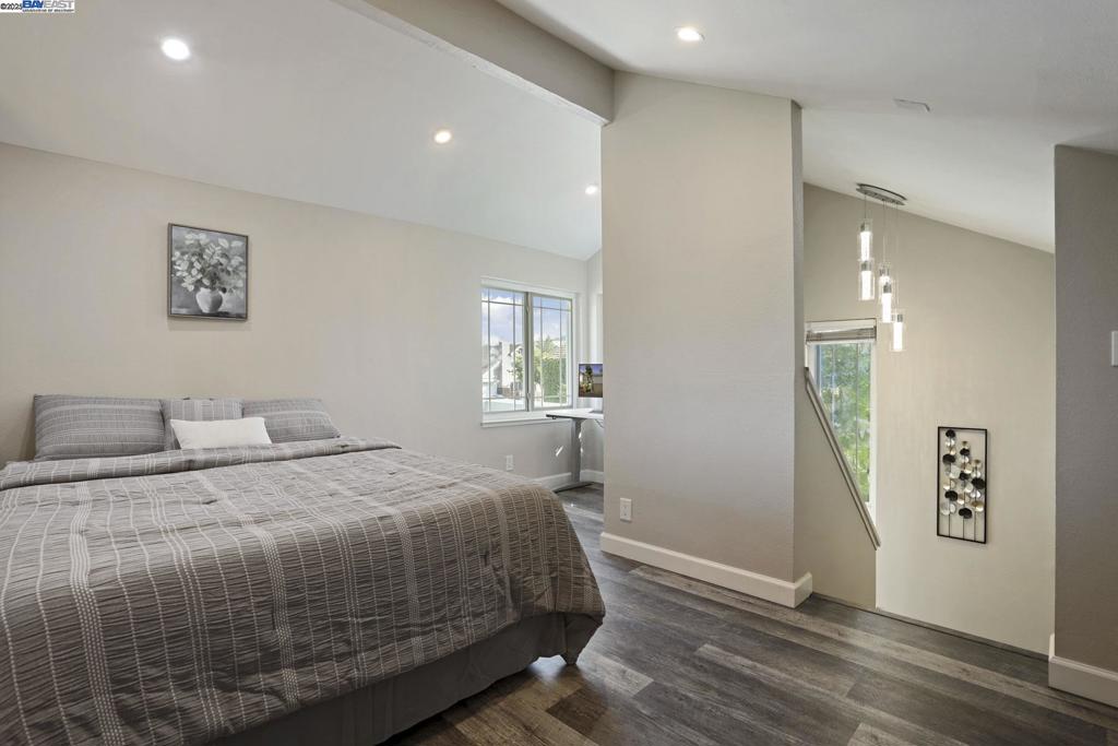DAYBREAK - Residential