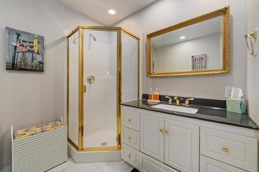 Mission Hills Country Club - Residential Lease