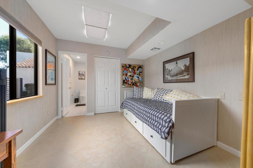 Mission Hills Country Club - Residential Lease