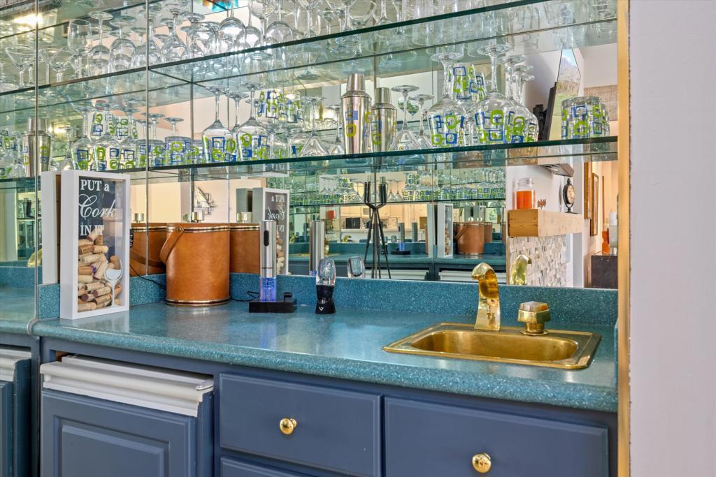 Mission Hills Country Club - Residential Lease