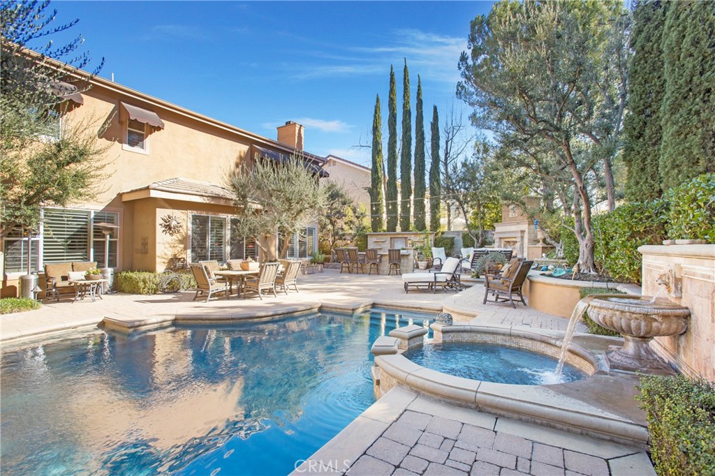 25 Sycamore Canyon Drive