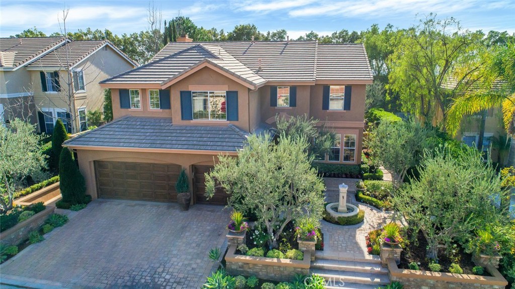 25 Sycamore Canyon Drive