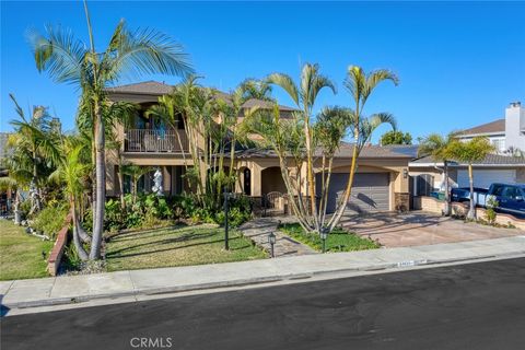 Photo of 21131 Greenboro Lane, Huntington Beach, CA 92646 (MLS # OC25139062)