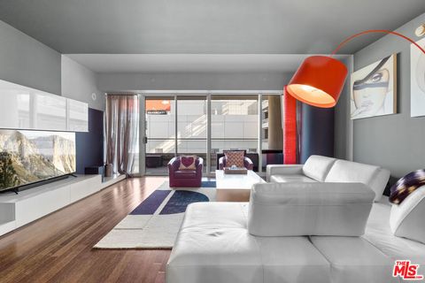 Photo of 6250 Hollywood Boulevard #12B, Los Angeles, CA 90028 (MLS # 25630383)