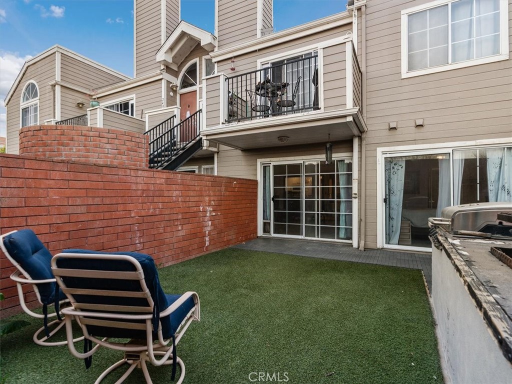 Properties 3 2403 Country