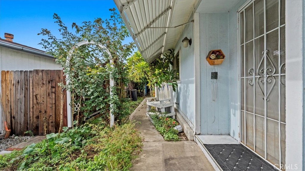 1320 San Bernardino 34