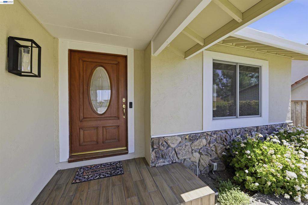 47108 Yucatan Dr