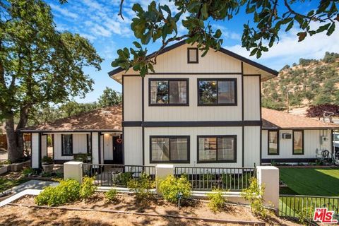 Photo of 21416 Prospect Avenue, Tehachapi, CA 93561 (MLS # 25551323) Photo of 21416 Prospect Avenue, Tehachapi, CA 93561 (MLS # 25551323)