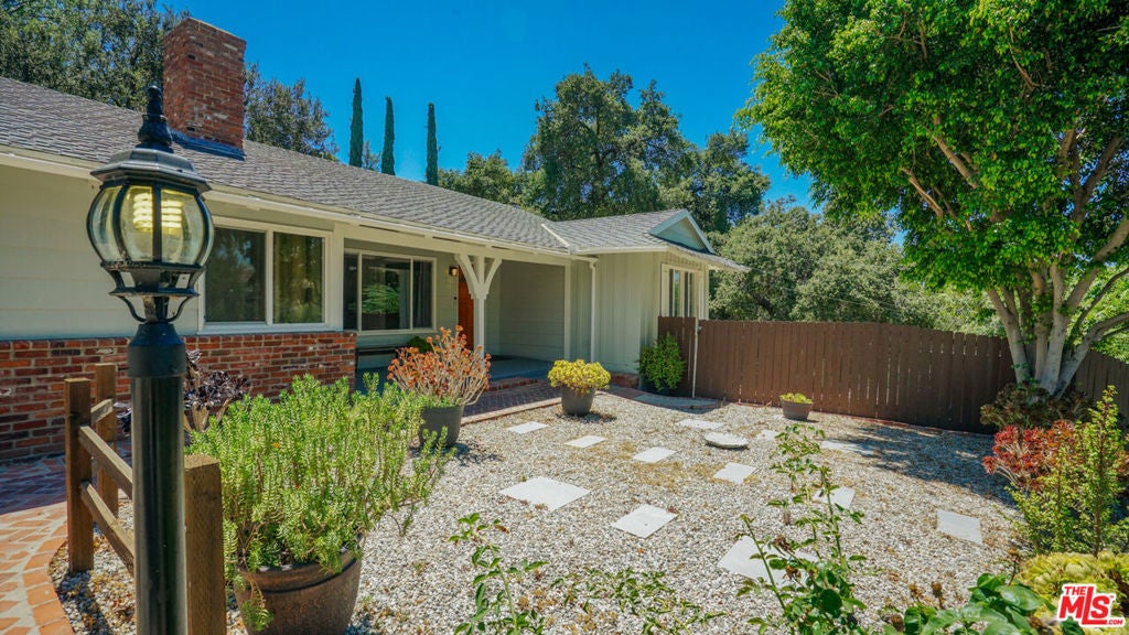 9790 Shadow Island Drive