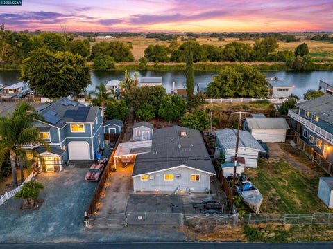 Photo of 4412 Sandmound Blvd Blvd, Oakley, CA 94561 (MLS # 41149877)