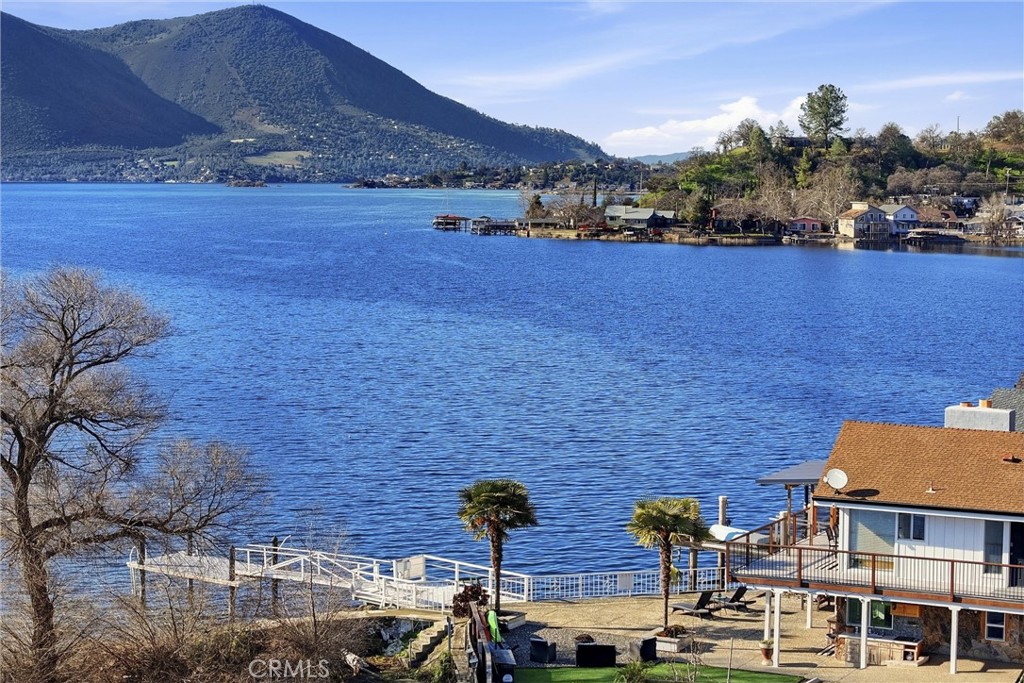 13319 Lakeshore Drive