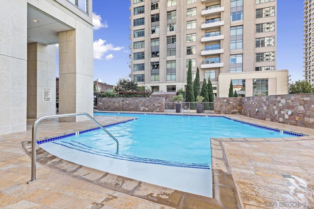 Downtown - Residential Lease