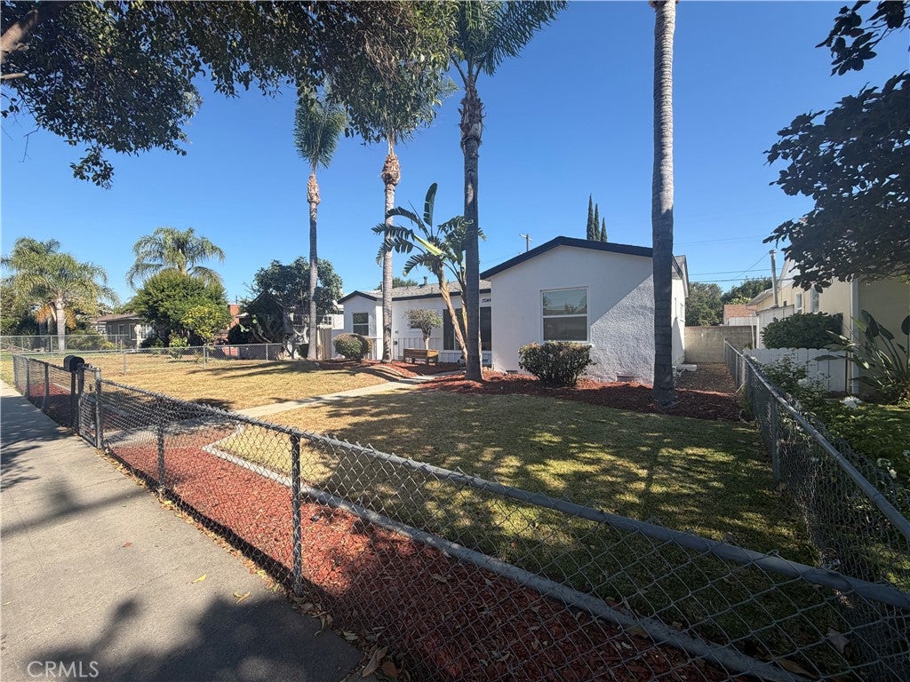 17046 Saticoy Street