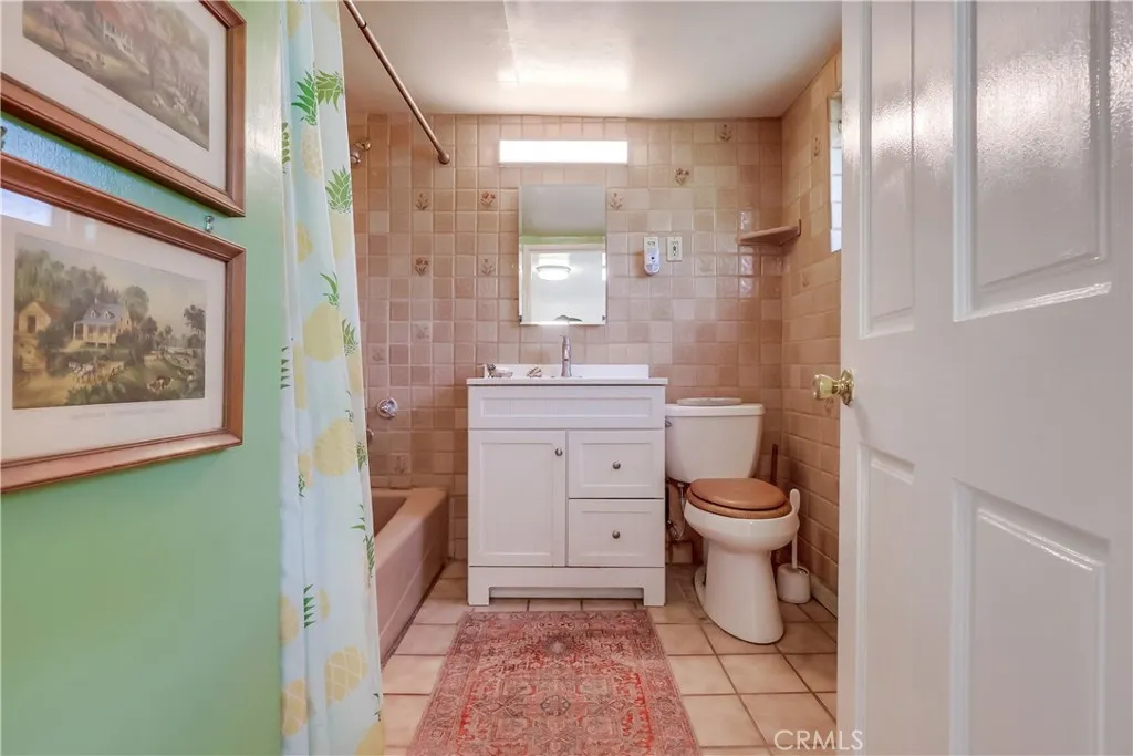 Sylmar, California 91342, United States, 2 Bedrooms Bedrooms, ,1 BathroomBathrooms,Residential,Active,189742