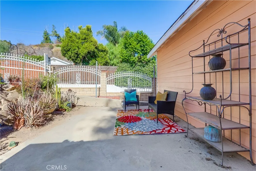 Sylmar, California 91342, United States, 2 Bedrooms Bedrooms, ,1 BathroomBathrooms,Residential,Active,189742