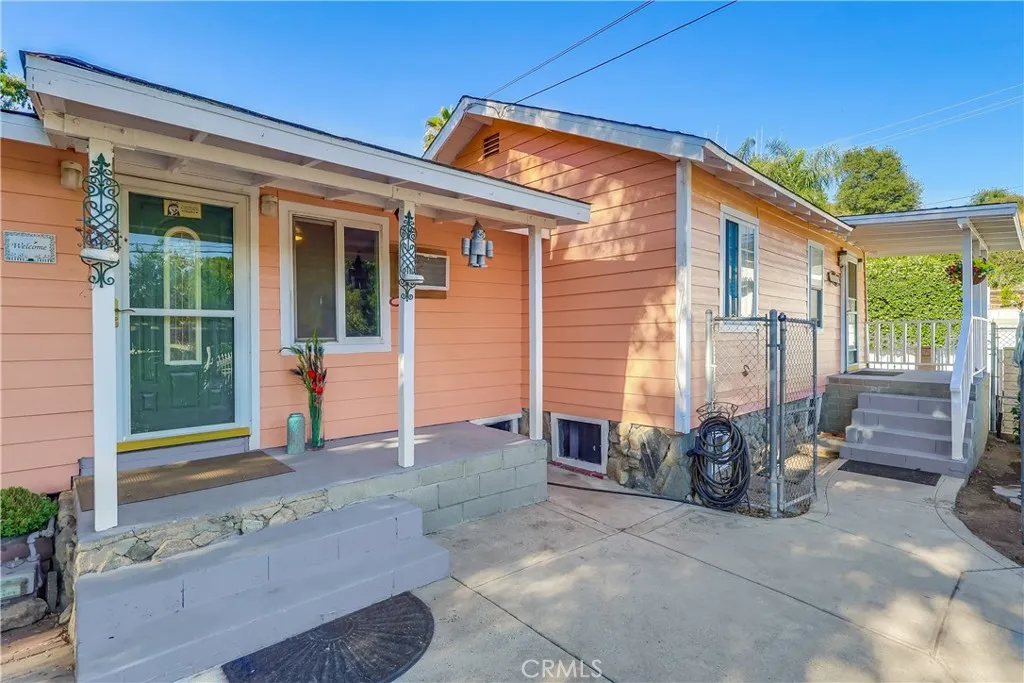 Sylmar, California 91342, United States, 2 Bedrooms Bedrooms, ,1 BathroomBathrooms,Residential,Active,189742