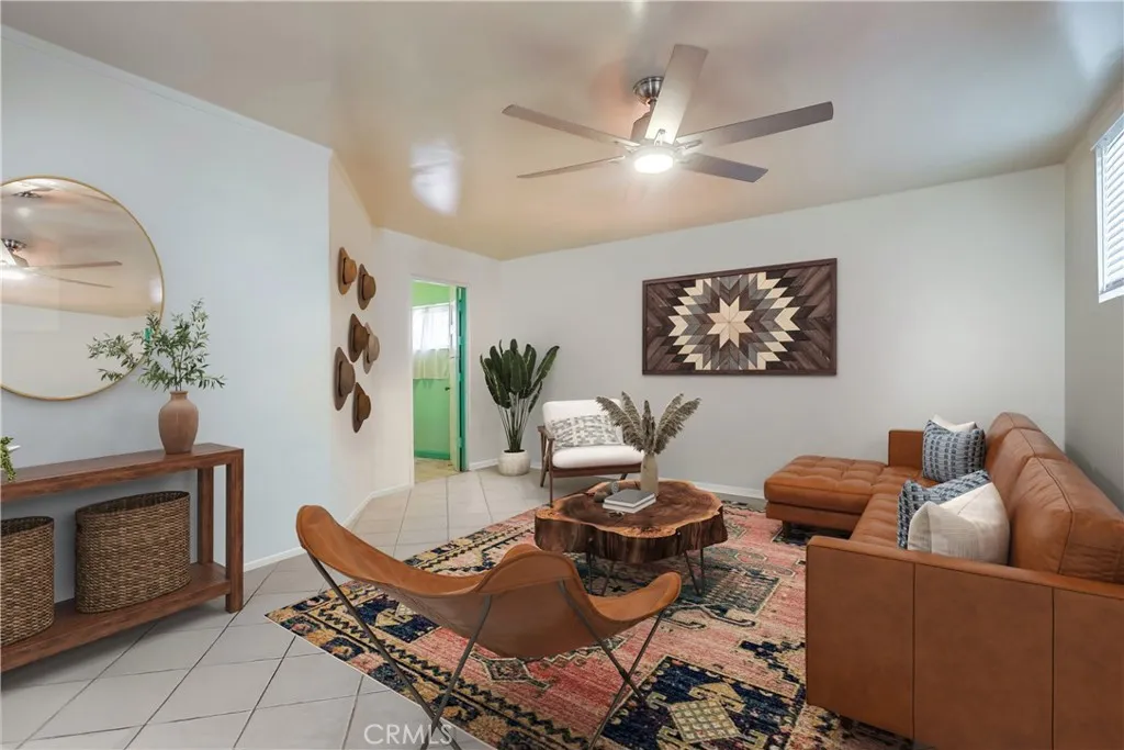 Sylmar, California 91342, United States, 2 Bedrooms Bedrooms, ,1 BathroomBathrooms,Residential,Active,189742