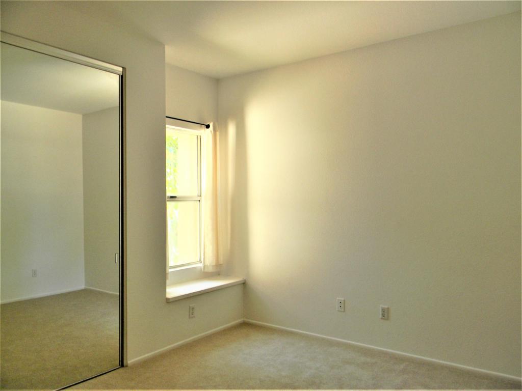 Lake Mirage Racquetball Club - Residential Lease