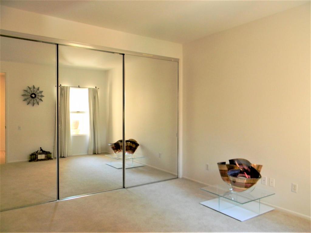 Lake Mirage Racquetball Club - Residential Lease