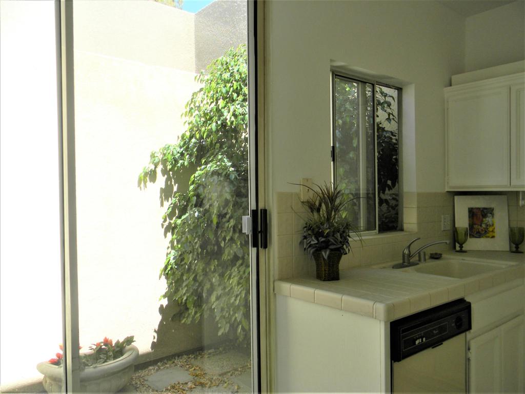 Lake Mirage Racquetball Club - Residential Lease