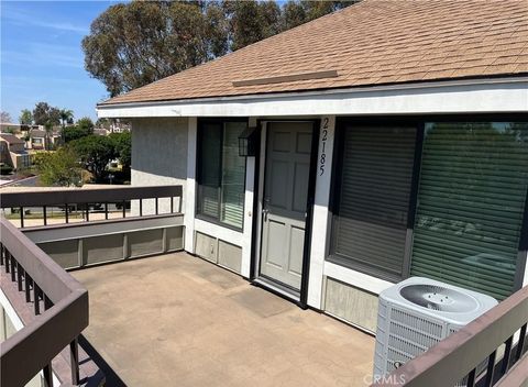 Photo of 22185 Rim Pointe, Lake Forest, CA 92630 (MLS # OC26117560)