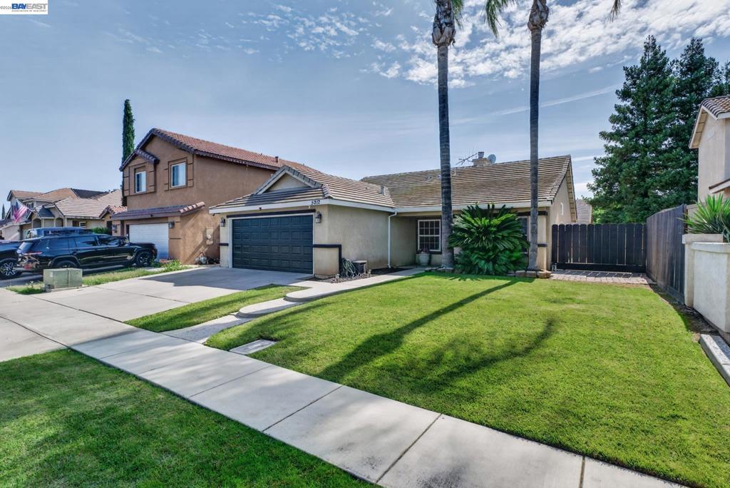 Photo 1 of 32 — 5912 Squire Wells Way, Riverbank, CA 95367