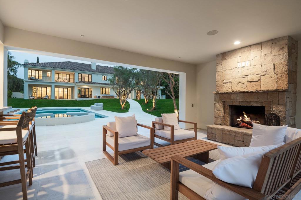 Rancho Santa Fe - Residential