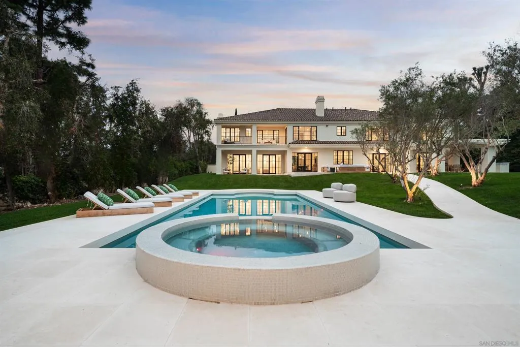 Rancho Santa Fe, California 92067, United States, 5 Bedrooms Bedrooms, ,9 BathroomsBathrooms,Residential,Active,242328 Rancho Santa Fe, California 92067, United States, 5 Bedrooms Bedrooms, ,9 BathroomsBathrooms,Residential,Active,242328