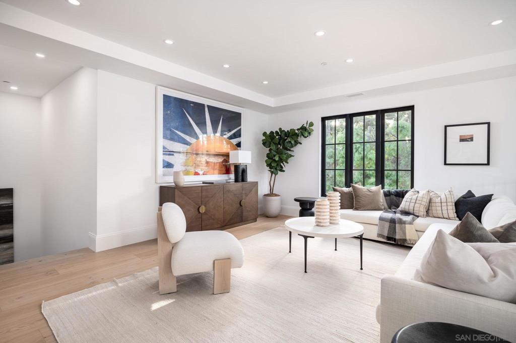 Rancho Santa Fe - Residential