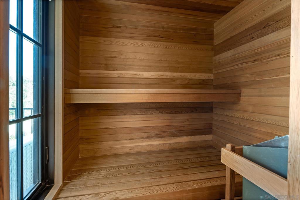 Rancho Santa Fe - Residential