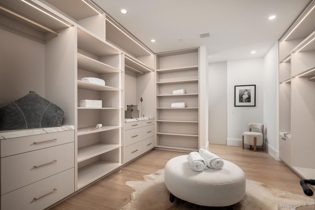 Rancho Santa Fe - Residential