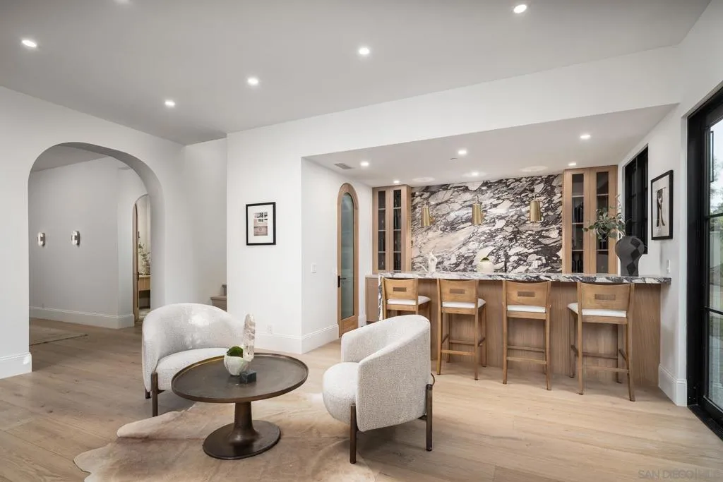 Rancho Santa Fe, California 92067, United States, 5 Bedrooms Bedrooms, ,9 BathroomsBathrooms,Residential,Active,242328