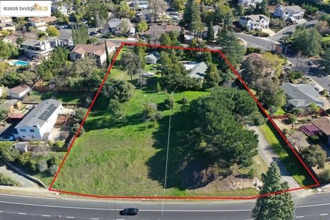 Photo of 4058 Treat Boulevard Blvd, Concord, CA 94518 (MLS # 41083625)