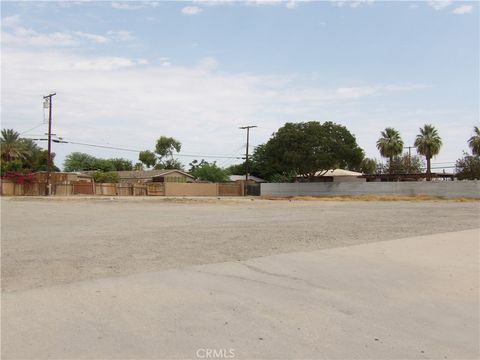 Photo of 53049 Cesar Chavez Street, Coachella, CA 92236 (MLS # SW25199933) Photo of 53049 Cesar Chavez Street, Coachella, CA 92236 (MLS # SW25199933)
