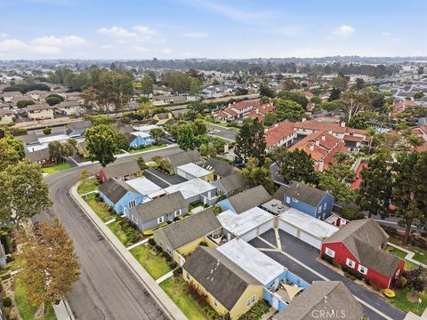 Tiny photo for 2633 Galleon Avenue, Port Hueneme, CA 93041 (MLS # SR26150046)