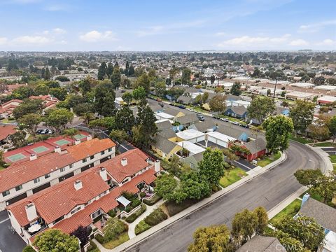 Tiny photo for 2633 Galleon Avenue, Port Hueneme, CA 93041 (MLS # SR26150046)