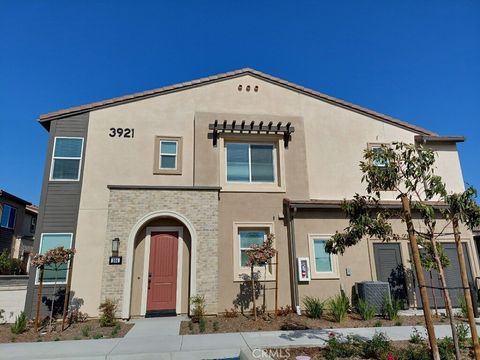 Photo of 3921 S Jolly Paseo, Ontario, CA 91761 (MLS # IV26083001)