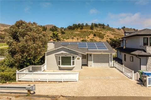 Photo of 96 24th Street, Cayucos, CA 93430 (MLS # SC26144691)