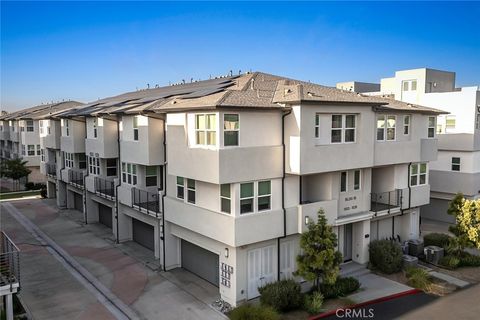 Photo of 1531 W Cara Dr, Anaheim, CA 92805 (MLS # OC26097235)