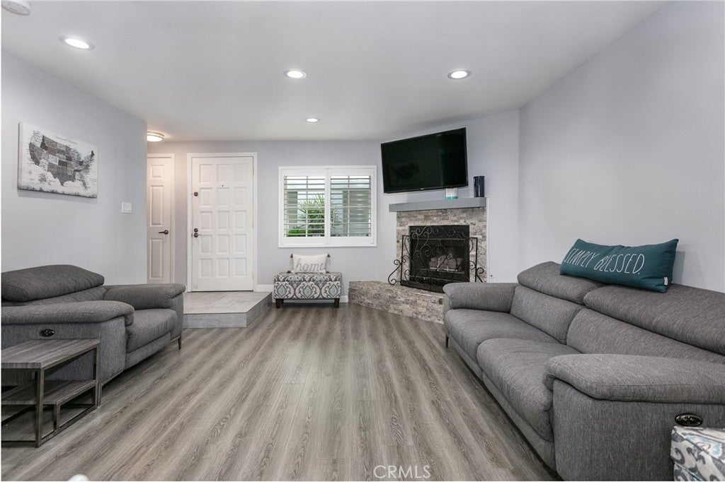 618 N Howard Street 128, Glendale CA 91206