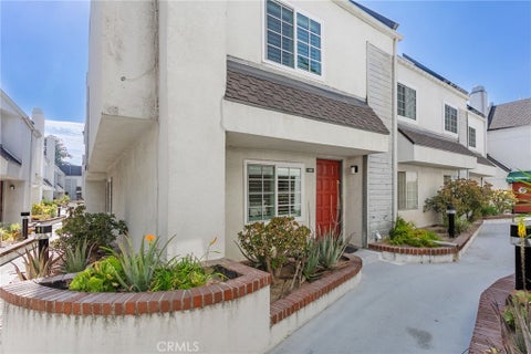 Photo of 618 N Howard Street #128, Glendale, CA 91206 (MLS # SR26165499)