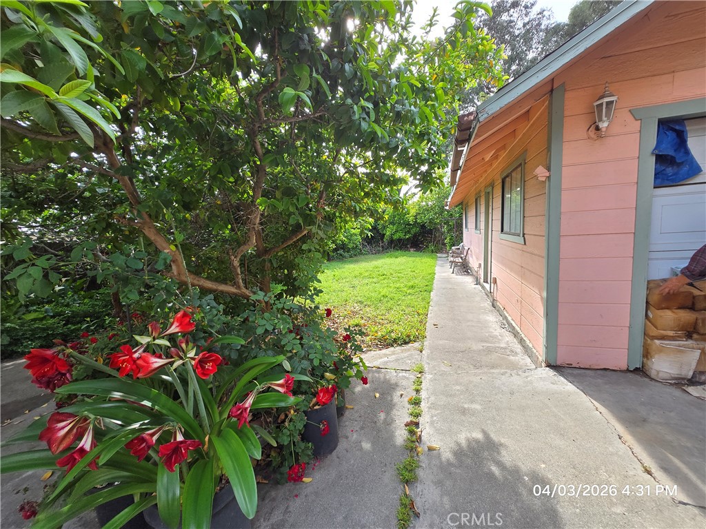 871 S Los Robles Avenue