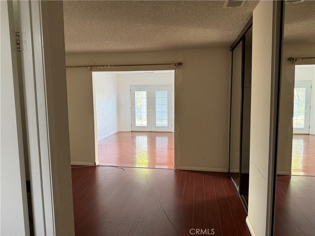 listing image 130726204866334379277